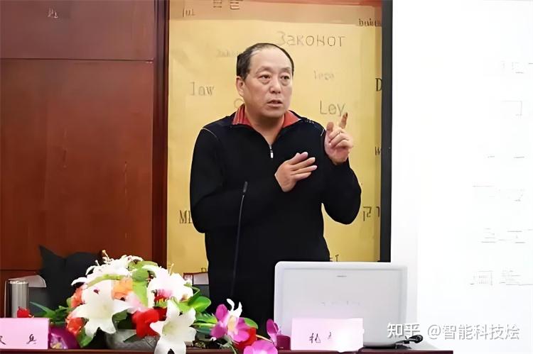 张志伟教授在升维商哲院开讲存在主义哲学:探寻现代人的精神困境与出路 - 知乎
