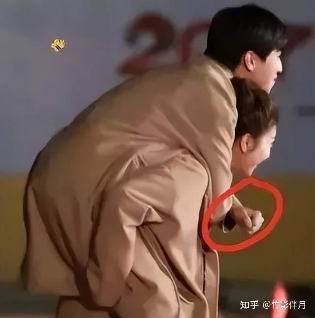 05,秦岚痛打"咸猪手"