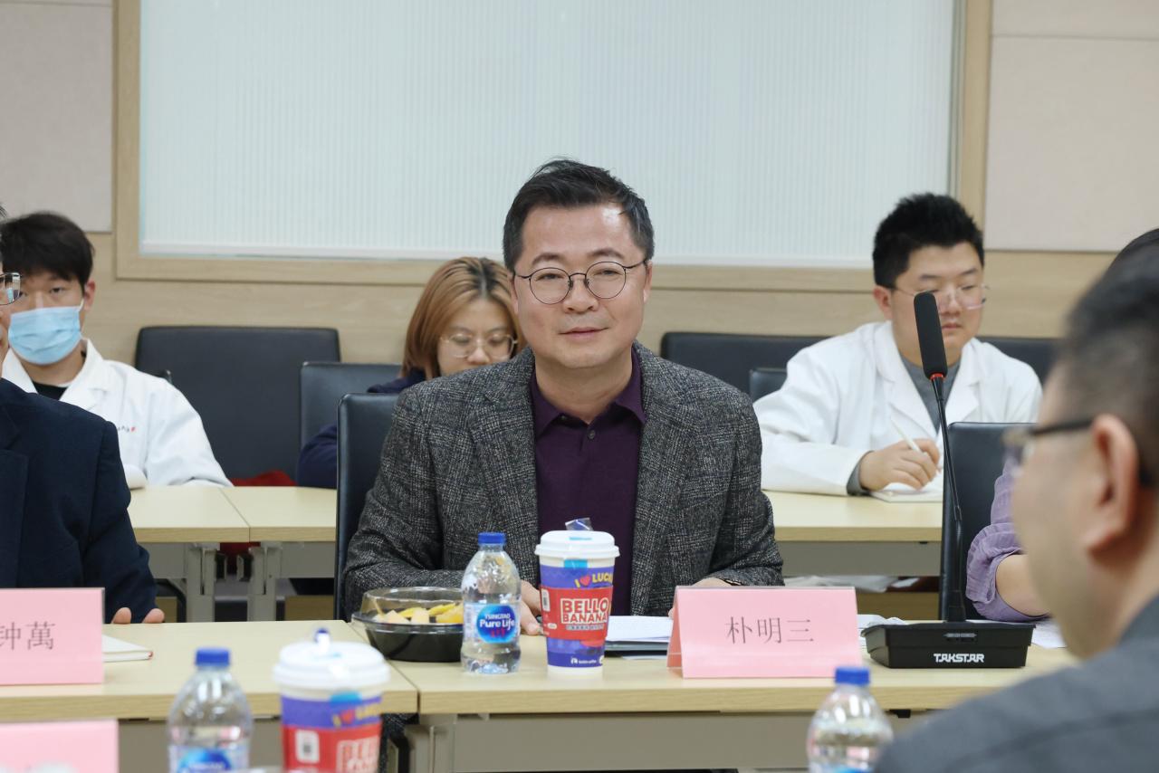科丝美诗中国携手上海交通大学杨广宇研究团队，用 AI 加速化妆品功能性原料创新 - 知乎