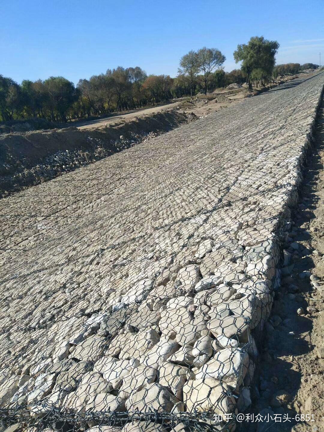 崇明石笼网护河生态护岸石笼网箱