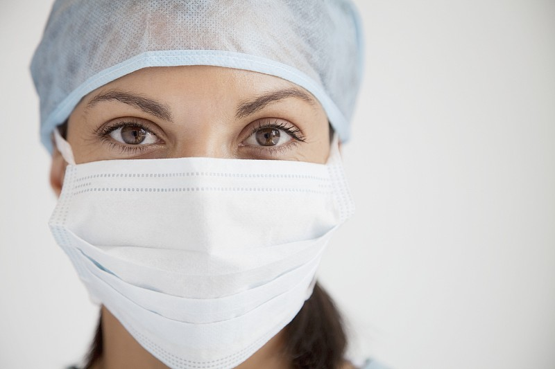 戴口罩闷痘该如何缓解口罩脸