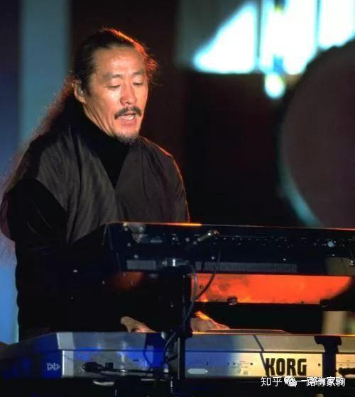 喜多郎与黄家驹因长城相识,这位音乐大师每次到香港必去拜祭