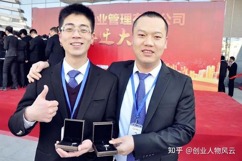 哥哥创业，弟弟夺权做CEO？蜜雪冰城激荡24年！ - 知乎