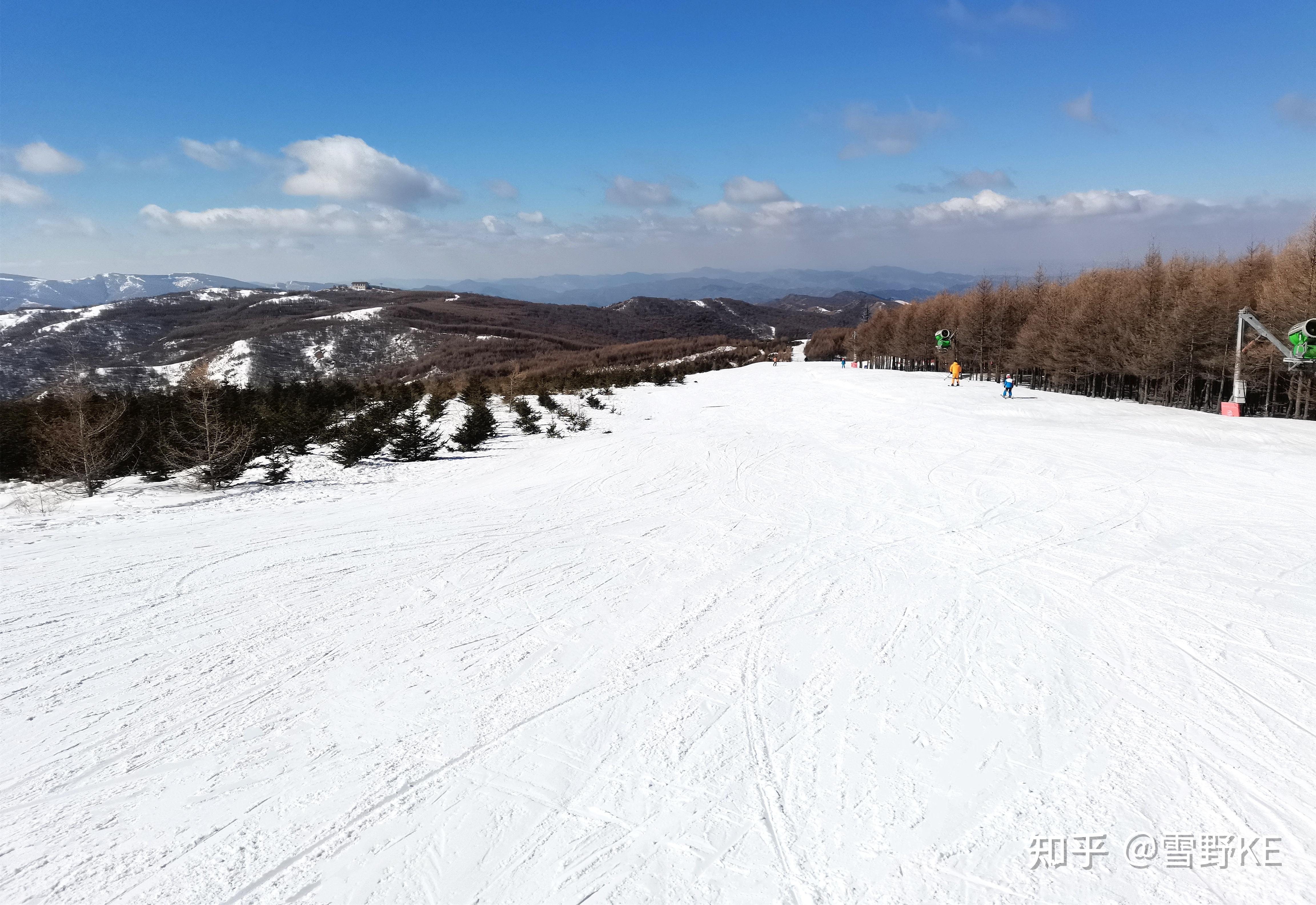 崇礼滑雪场最长中级道五彩龙,人少景美
