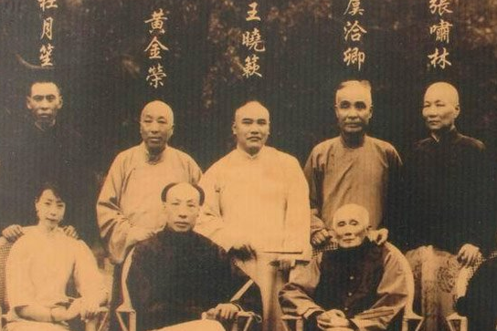 轶事秘闻上海滩大亨黄金荣是如何发迹的