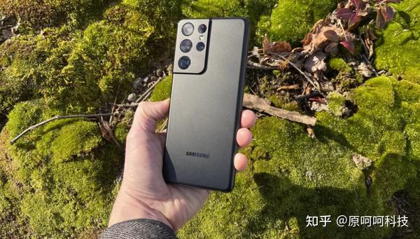 巅峰对决！谷歌Pixel 6 Pro VS Galaxy S21 Ultra：哪款安卓机皇获胜