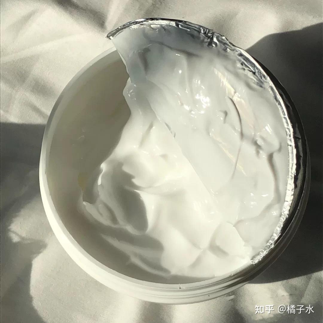 身体乳用碗用不用冲(身体乳用碗用不用冲洗)