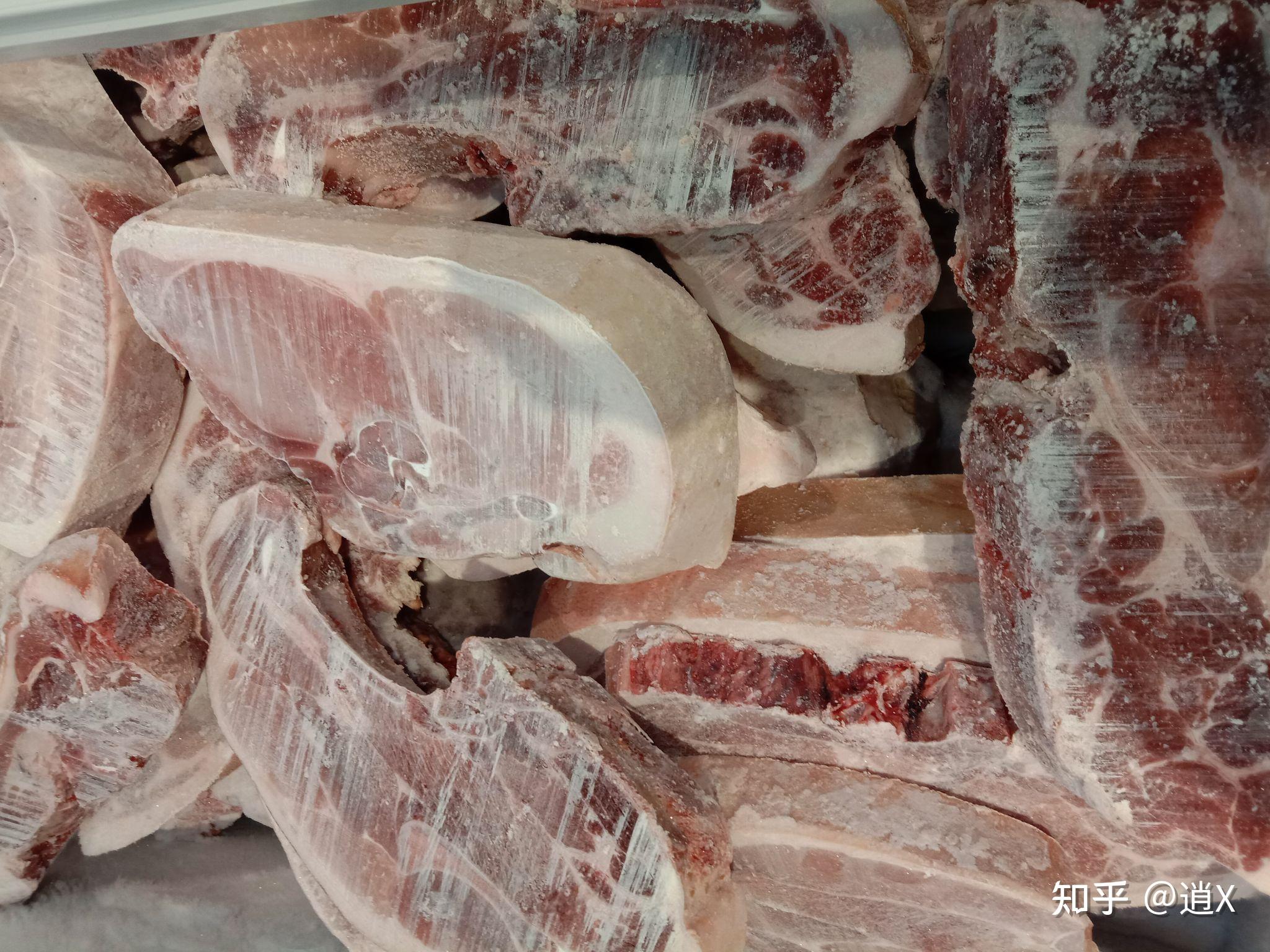 冰冻的猪肉块纹理很漂亮