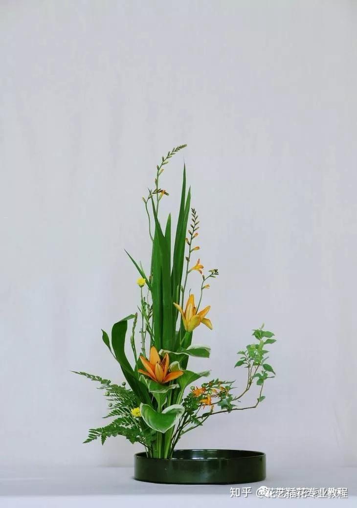 德信体育插花艺术与花艺设计
