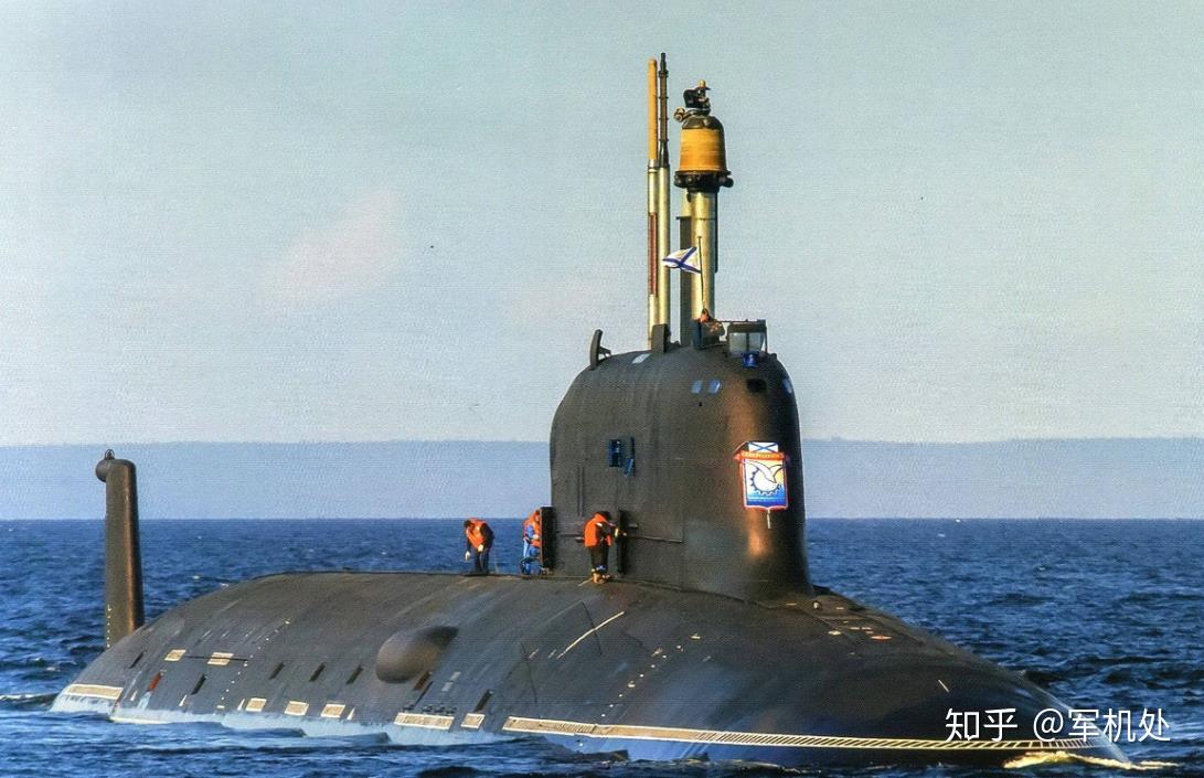 万吨级核潜艇开工可潜入数百米深海配备高超音速武器