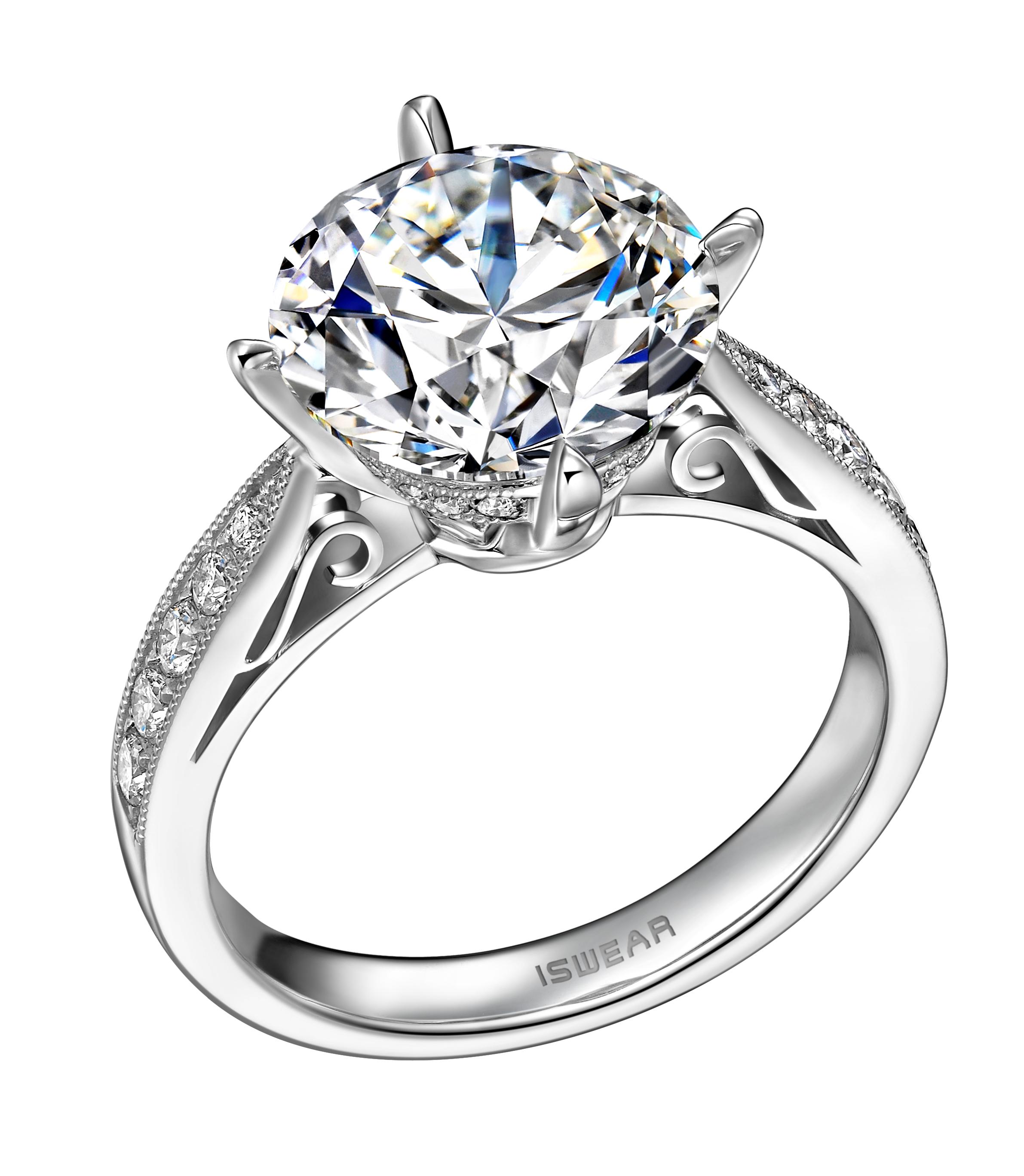 手型细长的仙女挑选钻戒时应该要避免太过单薄的设计大胆地尝试佩戴有