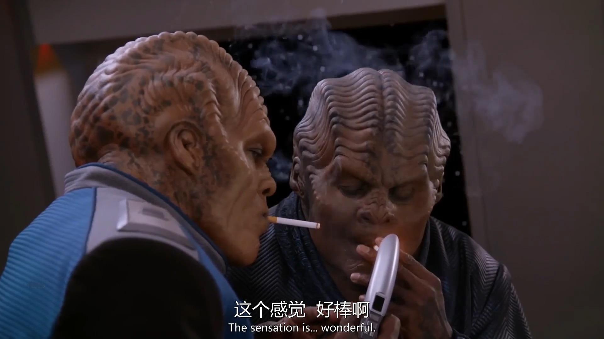 外星人第一次抽烟就上瘾越抽越来劲