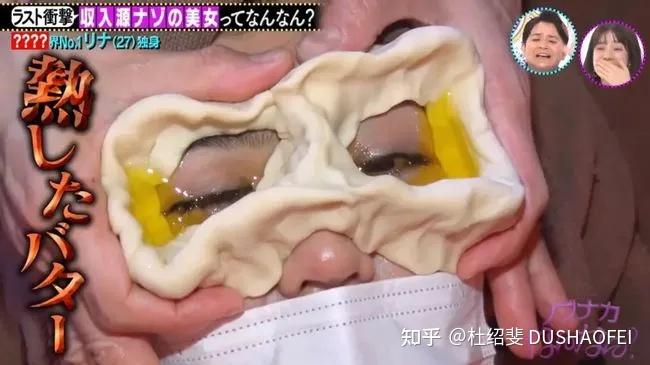 拳击女孩的肱二头肌,我硬是看愣了