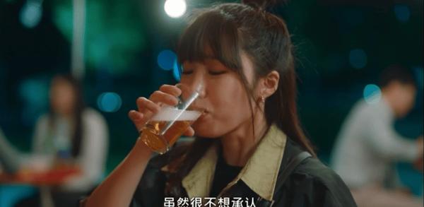 《她的日与夜》顶流爱豆爱上60岁大妈,又癫又疯好上头!