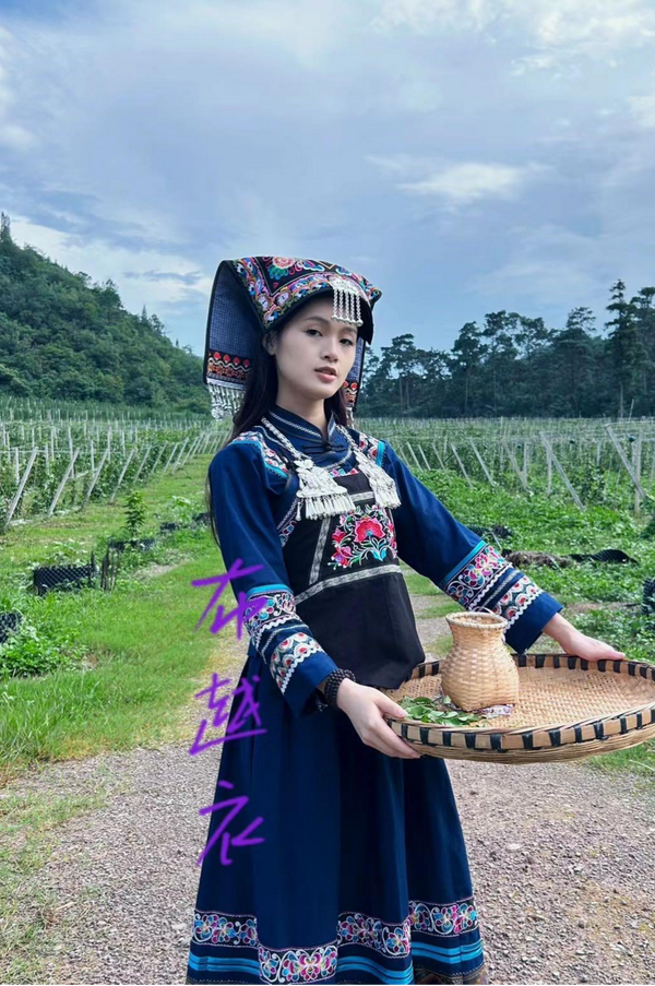 这些绝美的贵州少数民族服饰，你最喜欢哪一个？ - 知乎