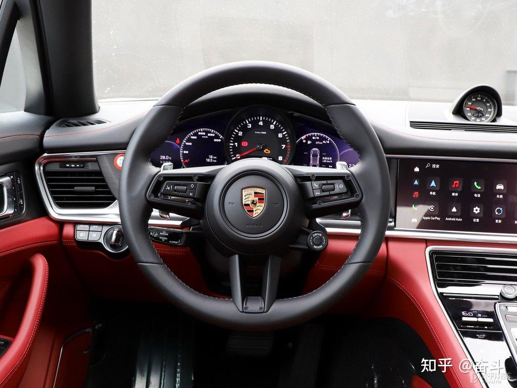 保时捷全新帕拉梅拉内饰官图曝光本月首发比奔驰s级豪华