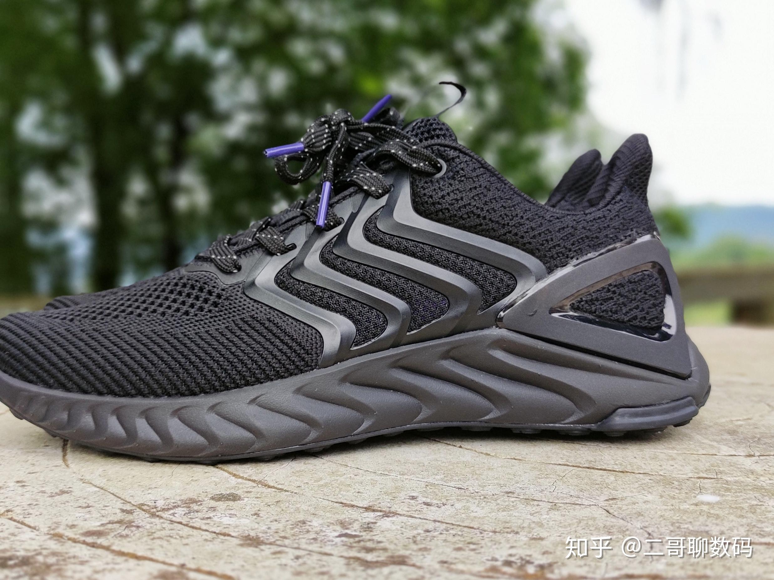 穿上匹克态极科技跑鞋跑了两百多公里boost中底算个啥只能是小弟娃