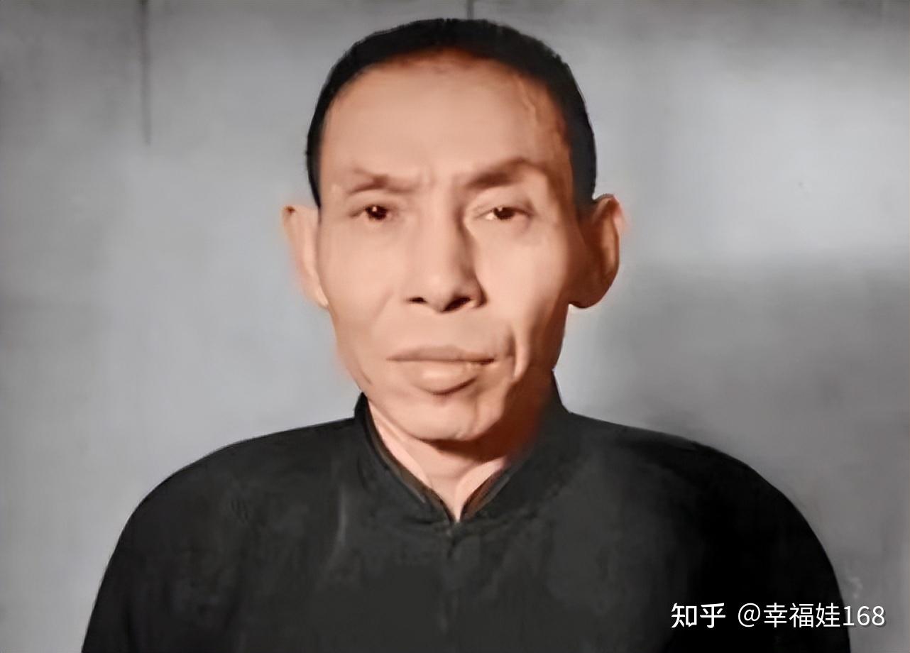 这一手绝活,让杜月笙在街上见到各种形形色色的人,跟什么样的人打交道