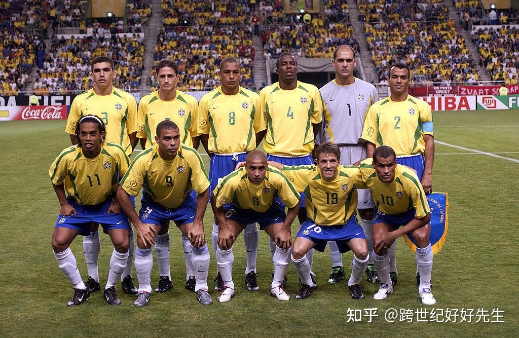 足历630罗纳尔多梅开二度巴西队第五次夺得世界杯冠军