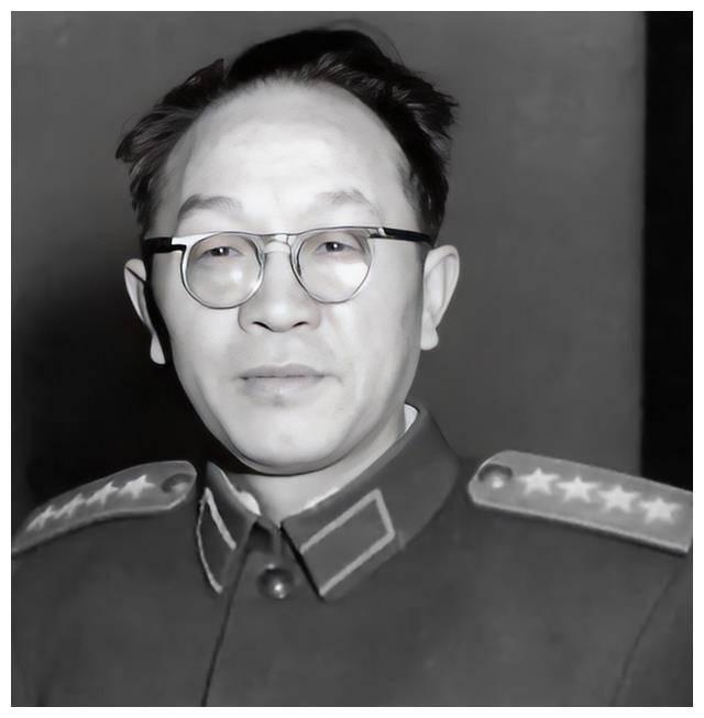 黄克诚在东北基本不带兵打仗,为何地位还是很高,成为第三大将? - 知乎