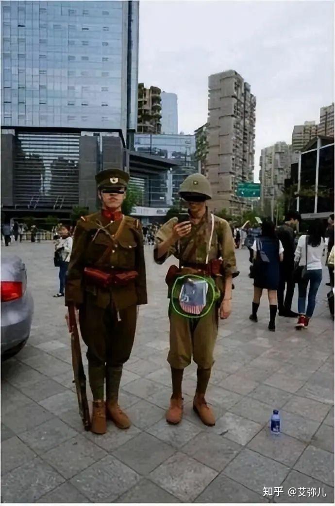 两座侵华日军跪像不翼而飞监控拍下男人身上细节让人背后一凉