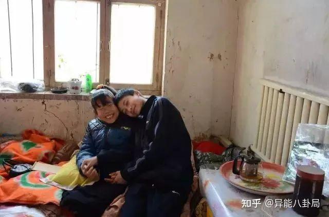 父母双残,捡过破烂,744分上清华的庞众望,如今怎么样了?-庞众望采访视频