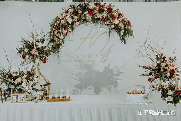 花艺设计|学着点,婚礼签到台就该这么美!