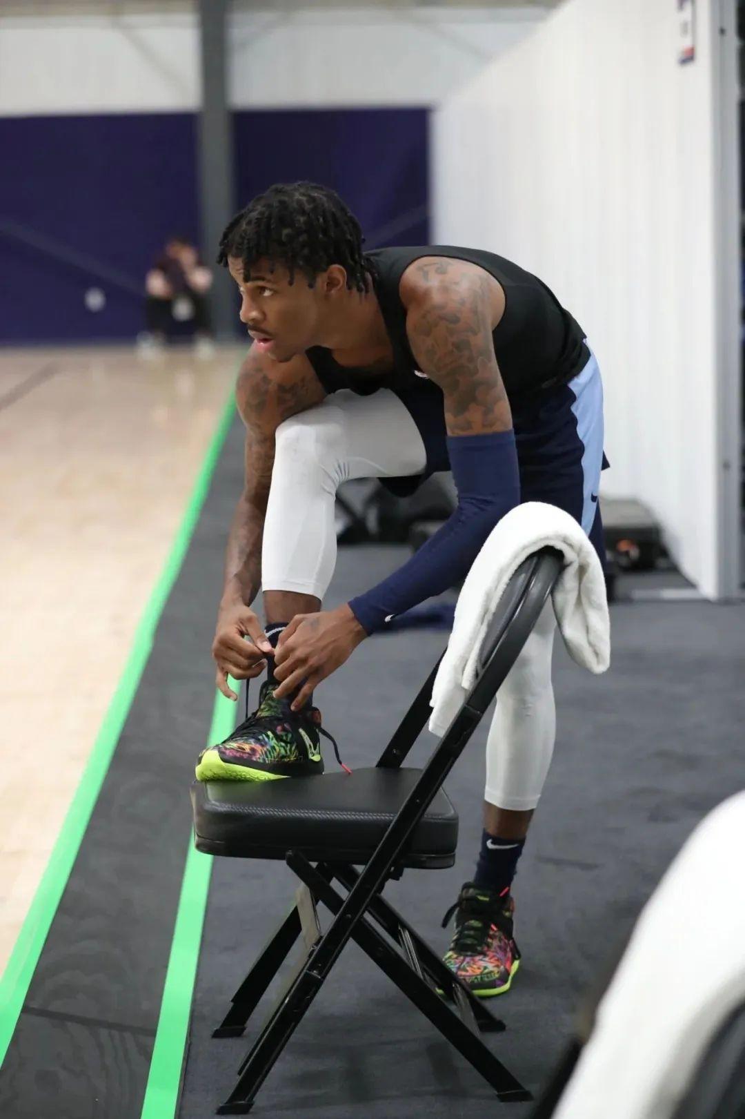 篮球壁纸贾莫兰特jamorant帅气壁纸