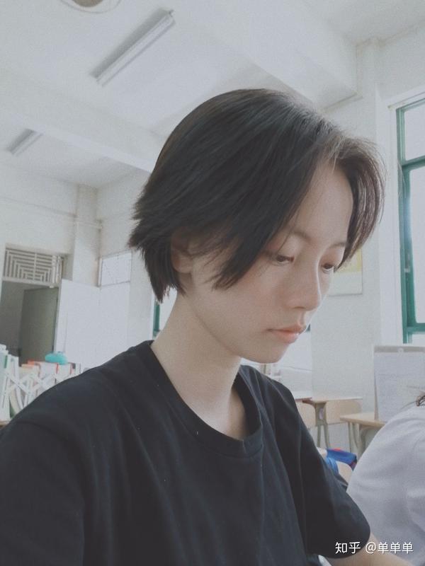 女生超短发,比男生还帅是种什么体验?