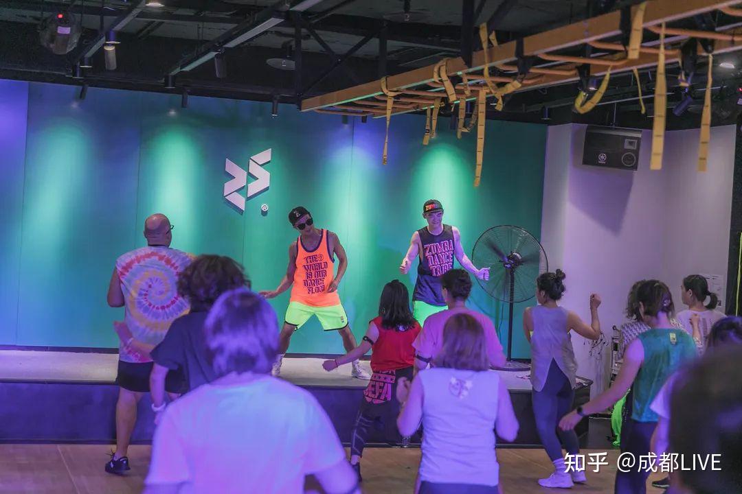 任何年龄段,任何基础都可以放心加入,让zumba带领你穿越至南美大陆