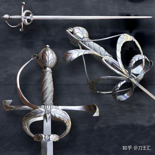 欧洲细剑,剑身的宽度大致在25至3厘米之间,重量则在2磅至25磅之间