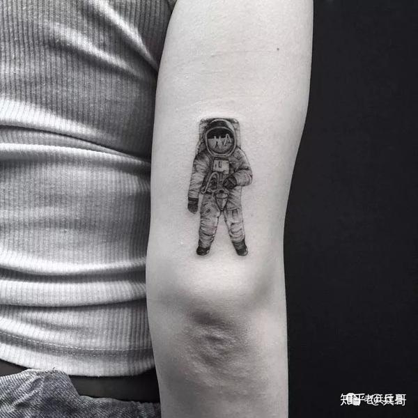 纹身素材第29期——宇航员图案纹身