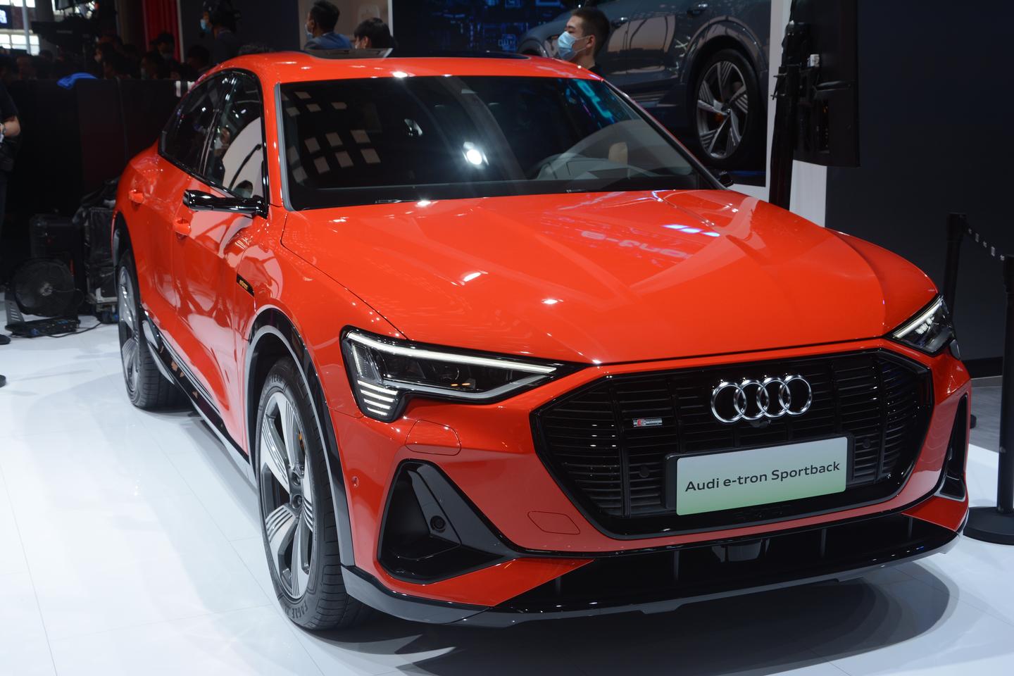 奥迪国产e-tron首发,与进口几乎无差