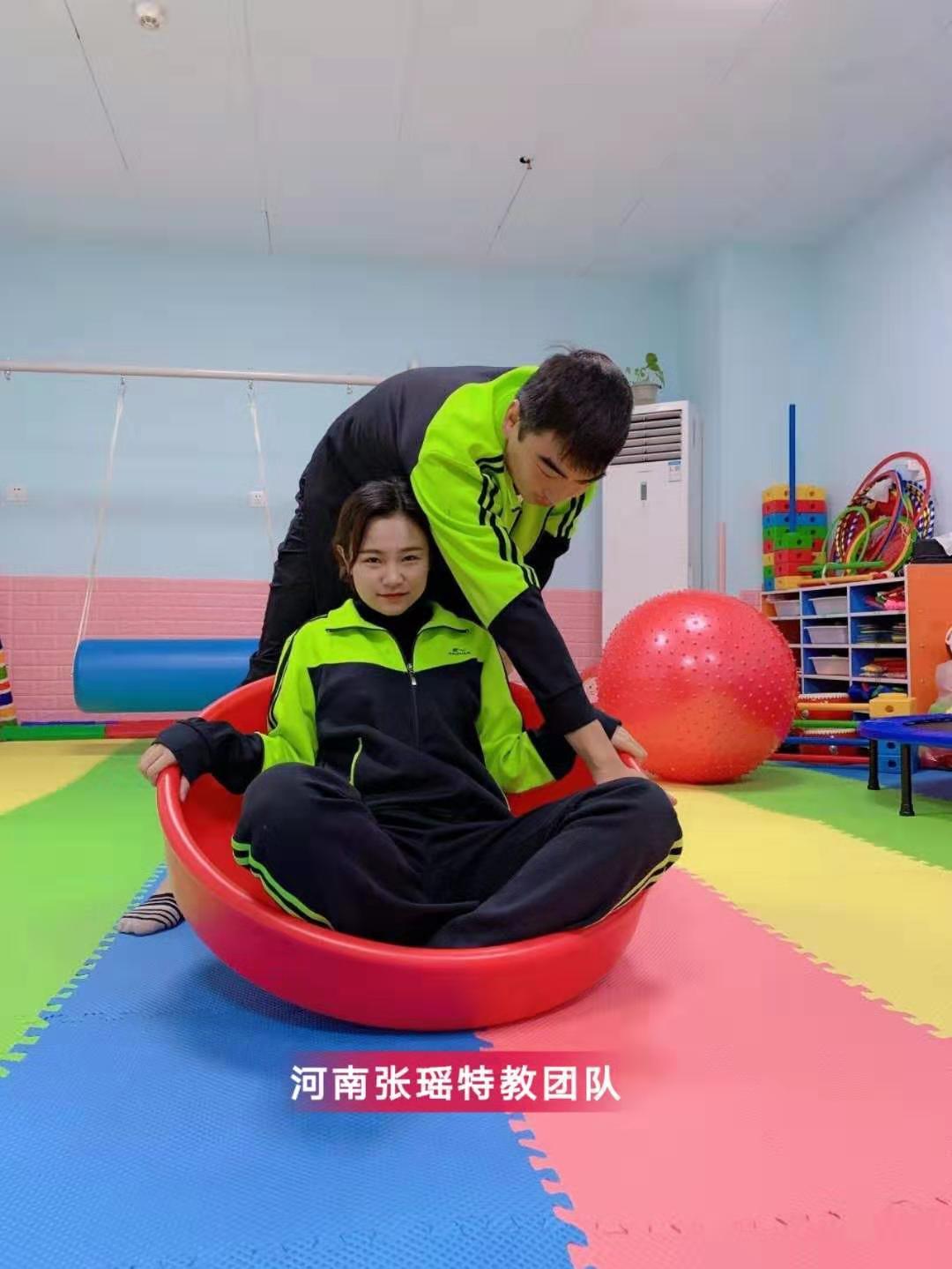 感统训练之旋转大陀螺