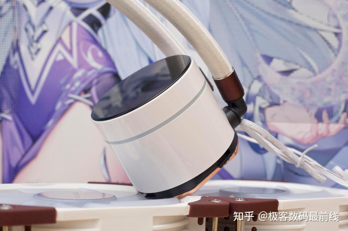 海景房二次元是什么搭配爱国者星璨岚能否成机箱界的网红产品