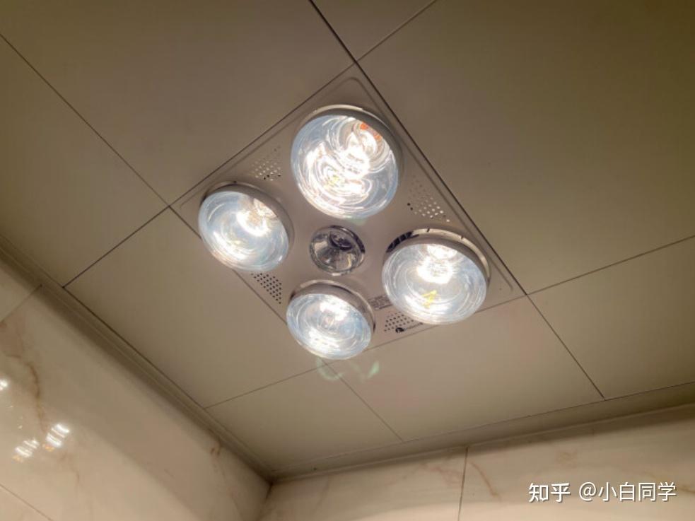 这些灯暖浴霸千万别买!2024推荐5款最佳灯暖浴霸高性价比