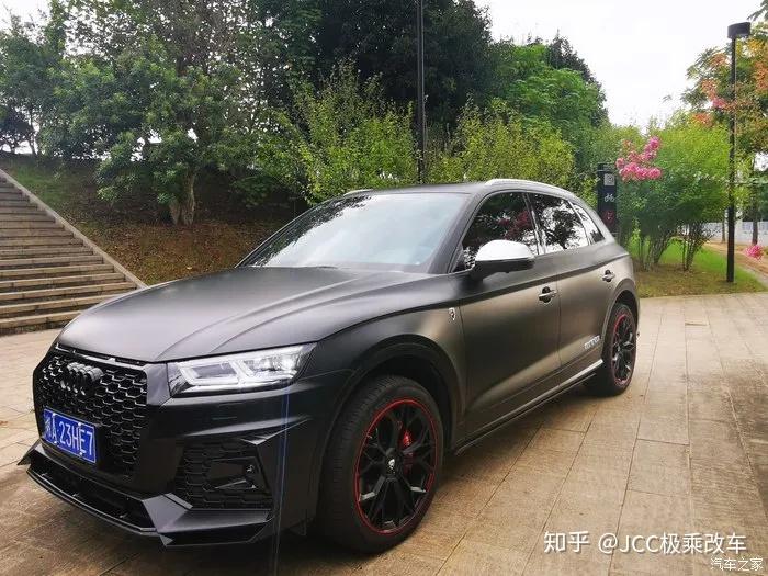 奥迪audi q5l最骚黑武士新鲜出炉,45时尚全车爆改mtm》