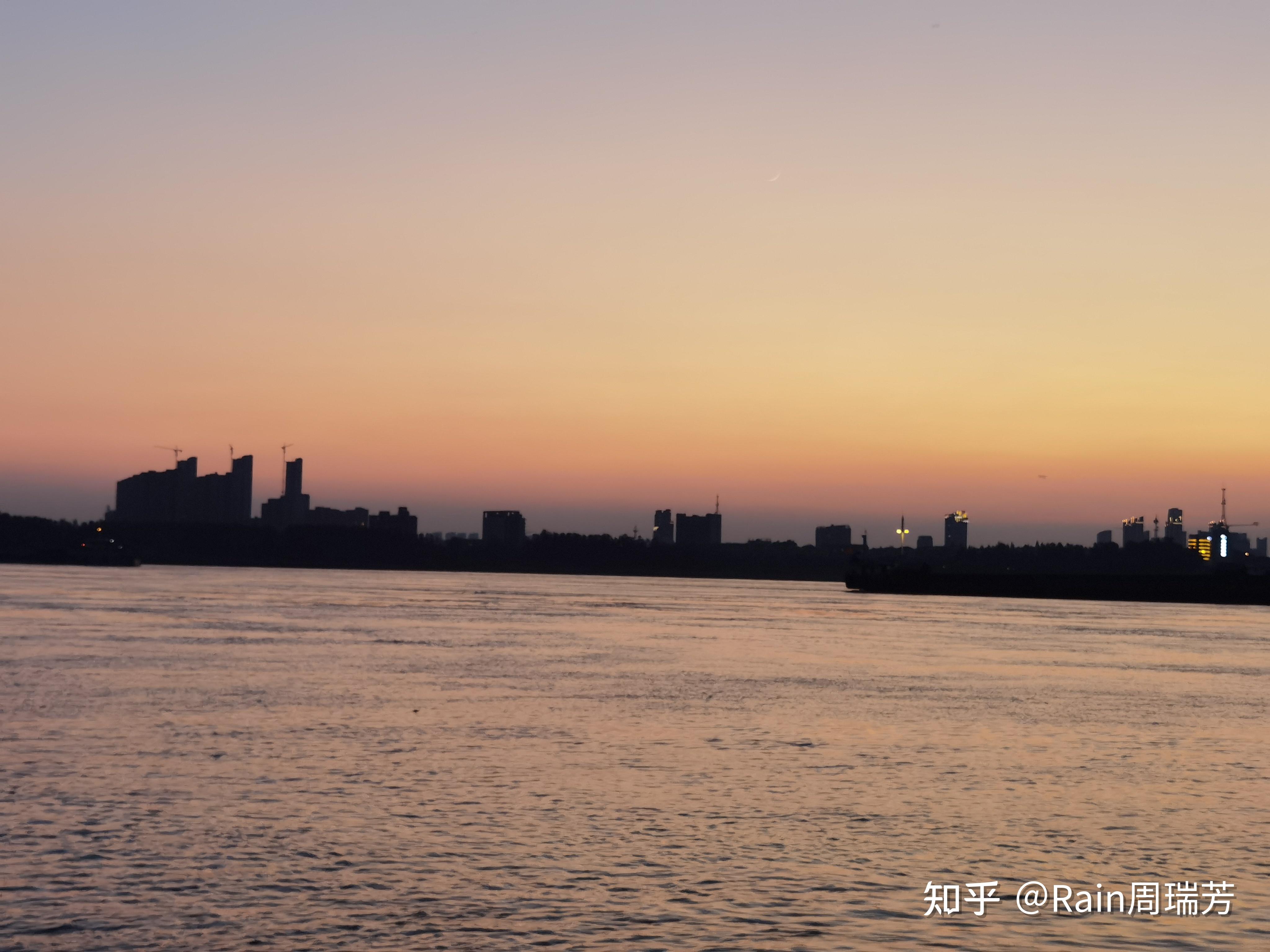 夏日-傍晚-江边-遐想 - 知乎