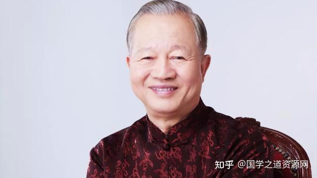 国学大师叶曼简介国学大师翟鸿燊简介