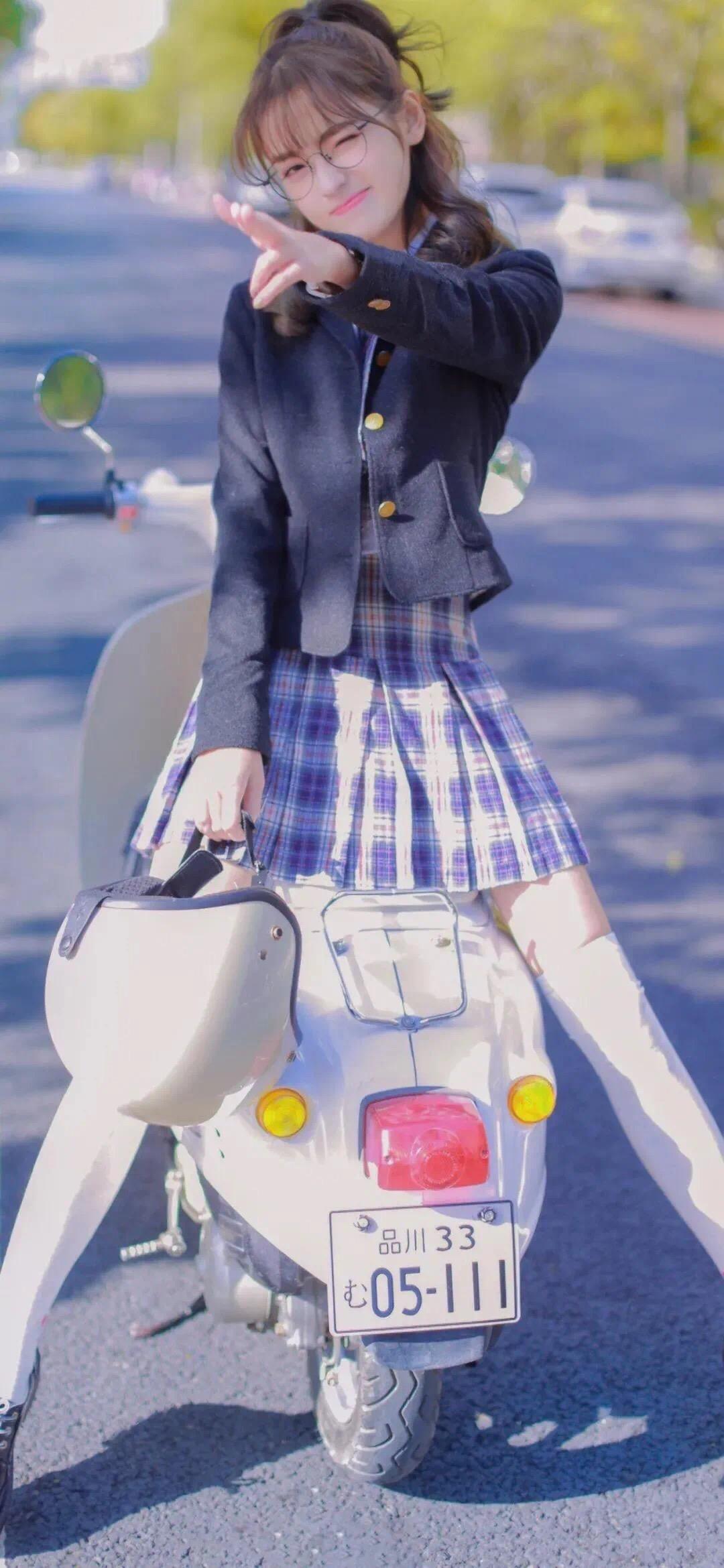 有没有好看的jk制服小姐姐壁纸