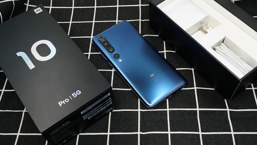 毕竟小米10 pro在当时是定位的旗舰机,价格也高达4999元起售,而小米