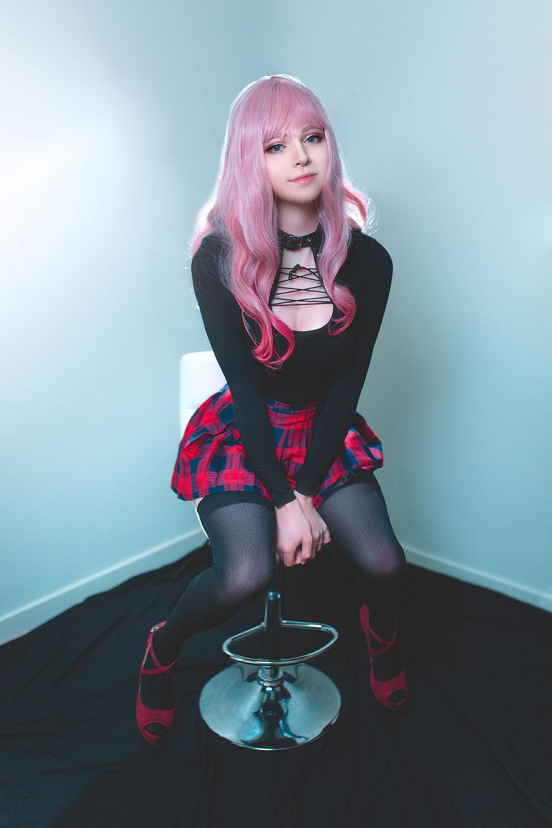 女装选手sneaky正在寻找机会2021想重返lol职业联赛