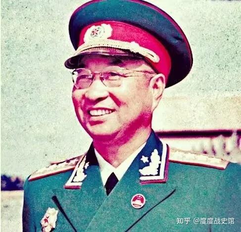 传奇将军陈赓,为何在大将名单上只排名第四?前三位皆有特殊功勋