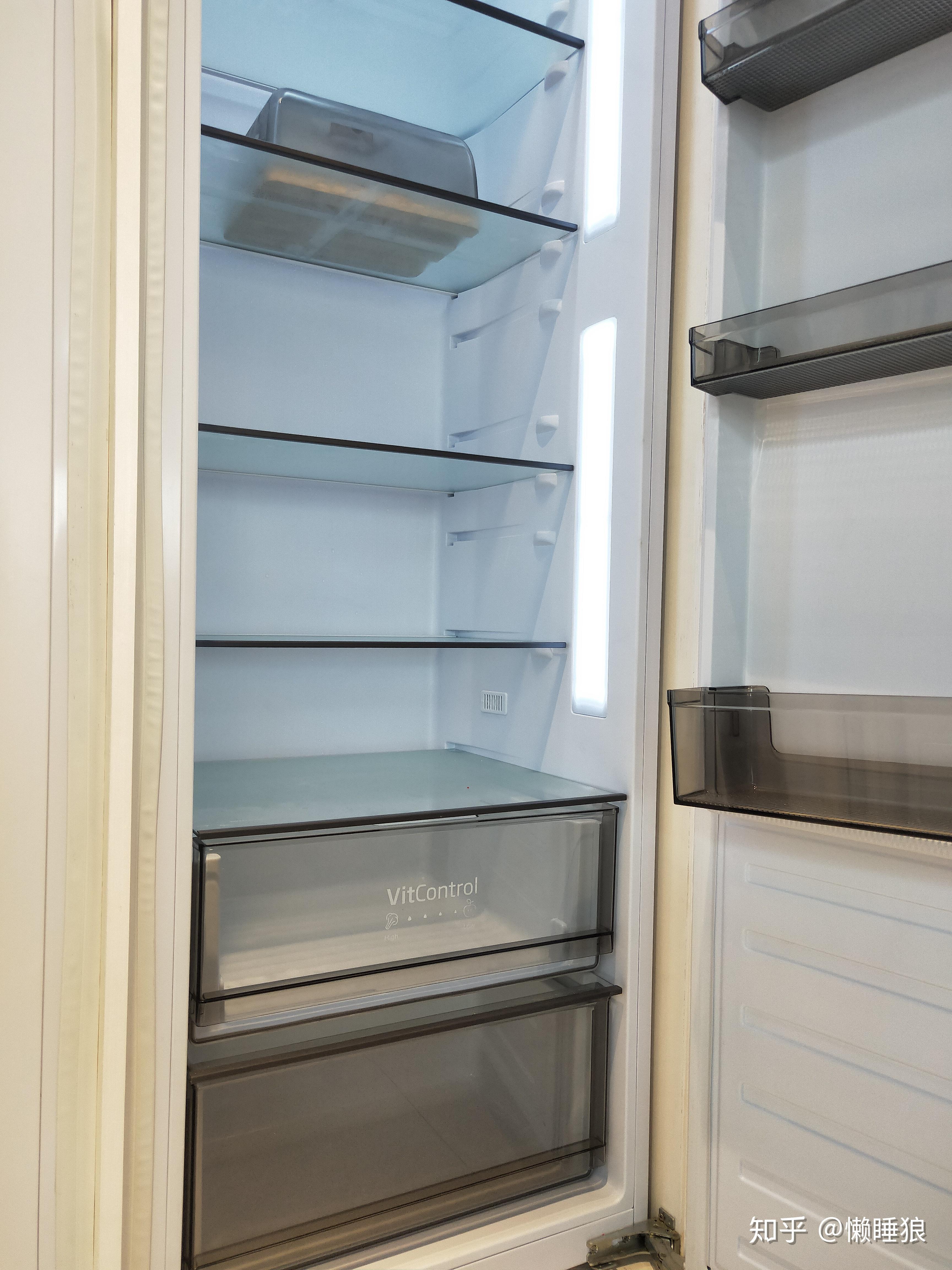 真嵌入式冰箱如何选丹麦gram嵌入式冰箱购买日记