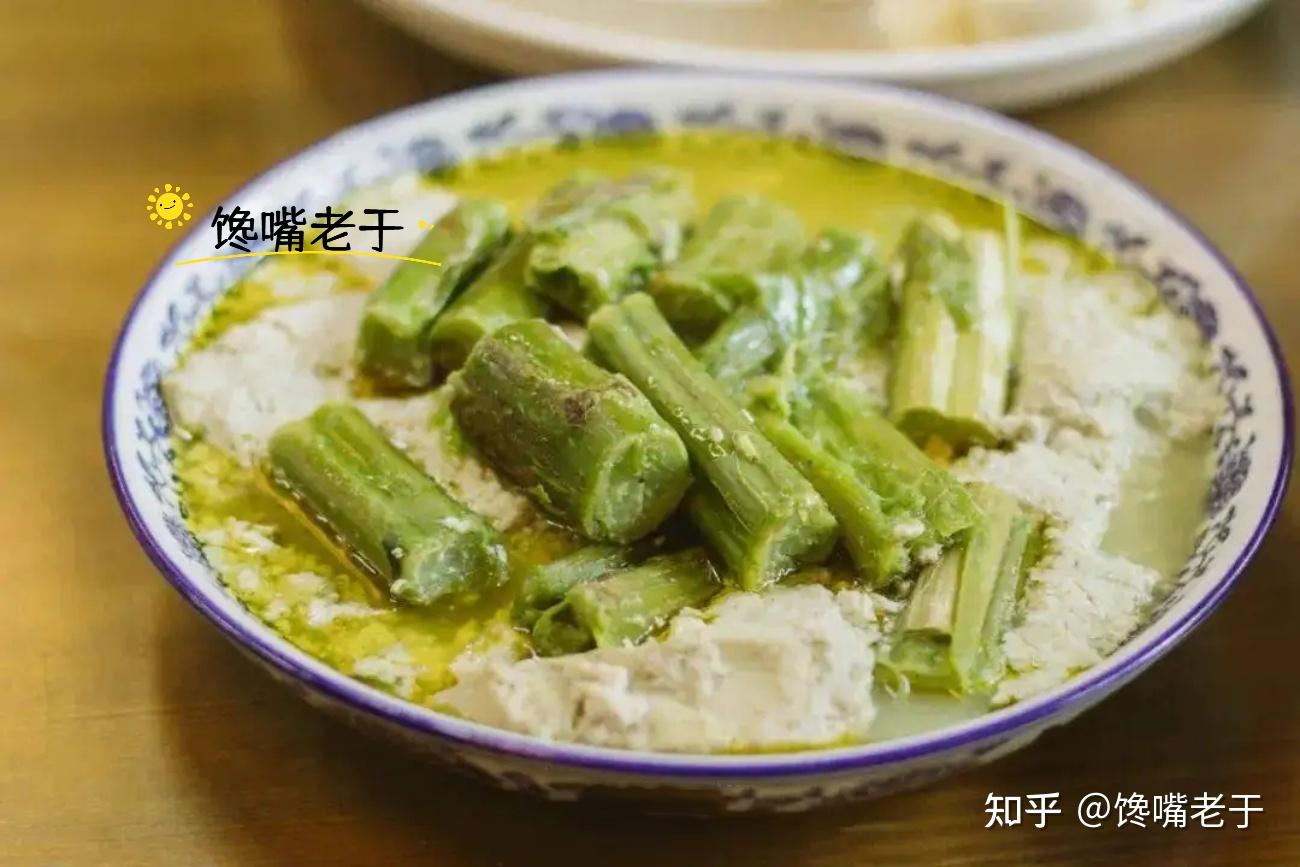 因为不管是腌制臭豆腐,还是臭冬瓜,用的都是臭苋菜梗的汤汁