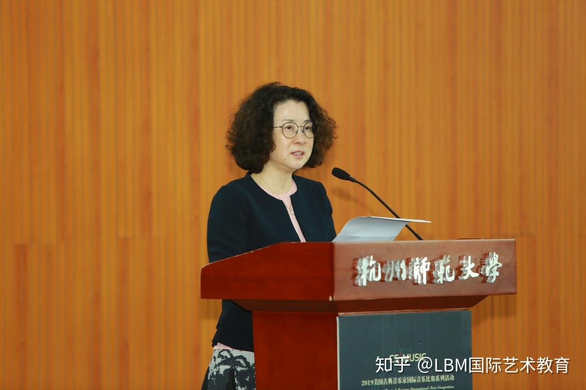 上海音乐学院陈其莲教授以情带声在歌唱中所带来的的审美现象