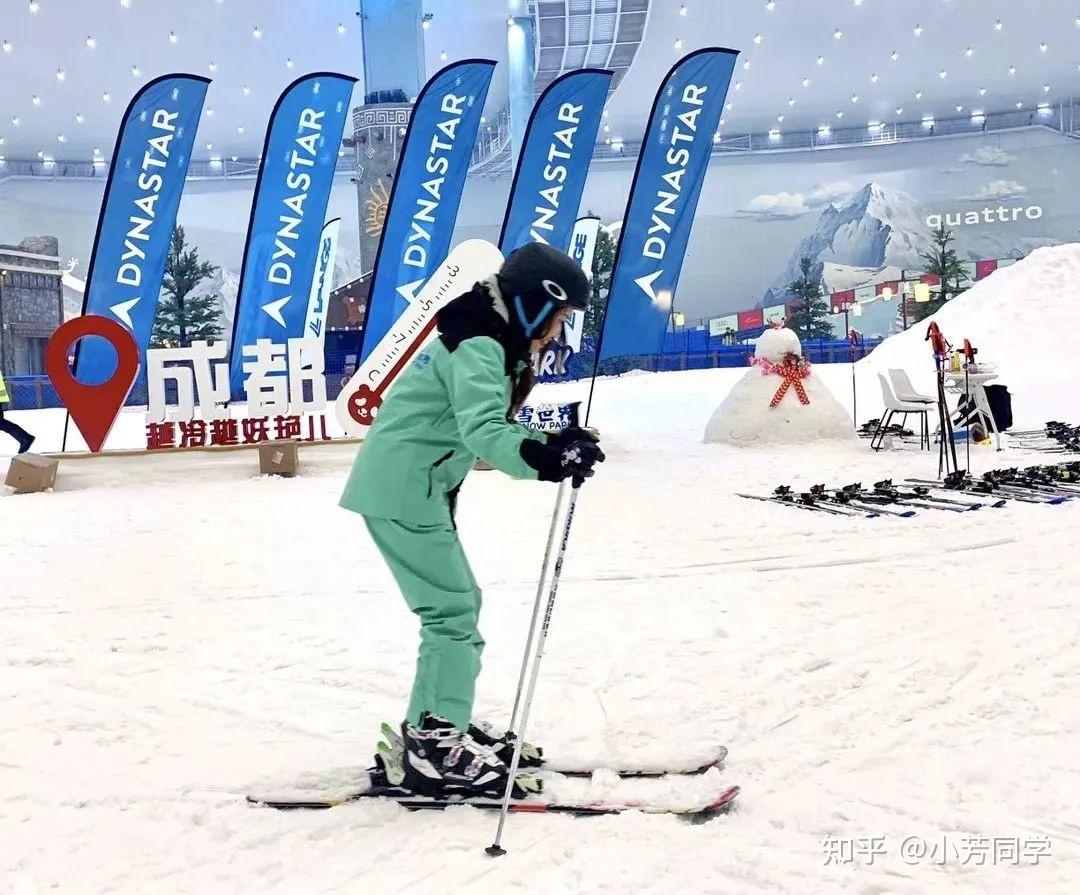 去日本雪滑雪：北海道留寿都蜡笔小新儿童滑雪学校攻略_度假村