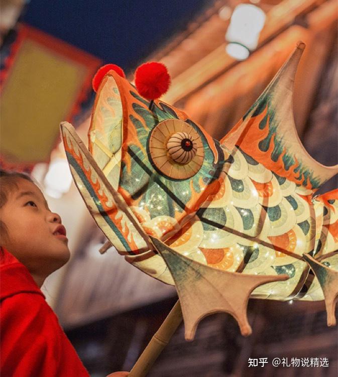 元宵佳节和喜欢的人一起diy元宵花灯吧!